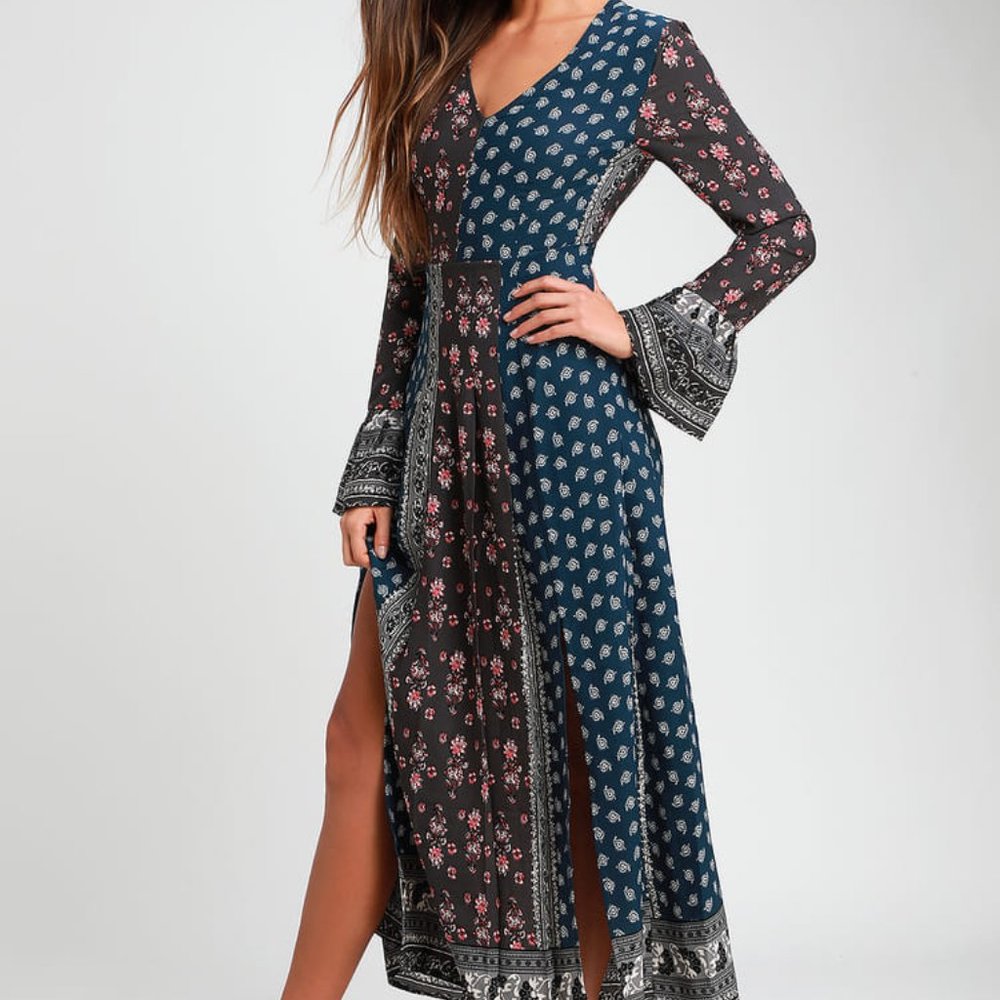 Sold👗Clover Blue Print Long Sleeve Maxi M NWT - Picture 2 of 8